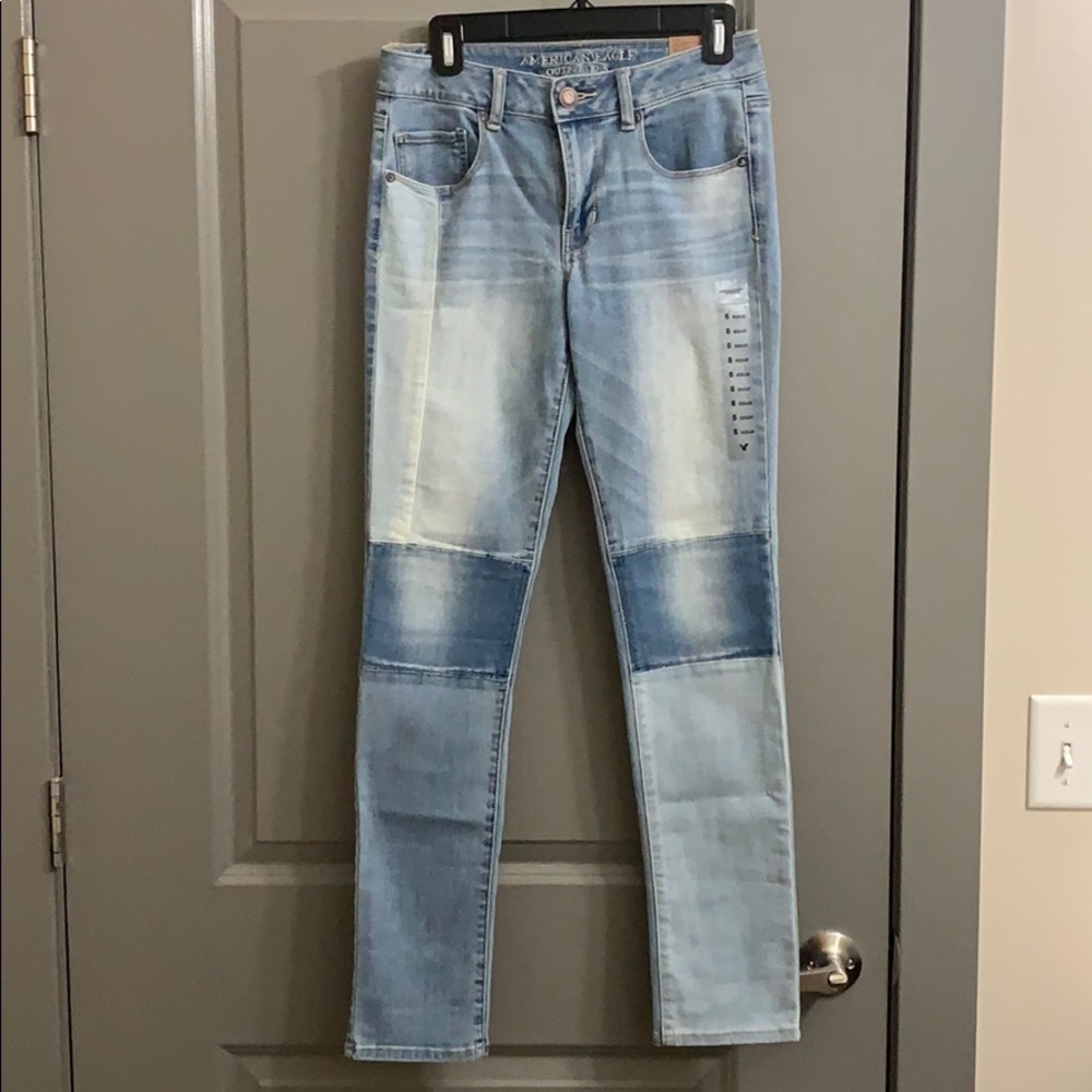 American Eagle skinny jeans.  Size 6.